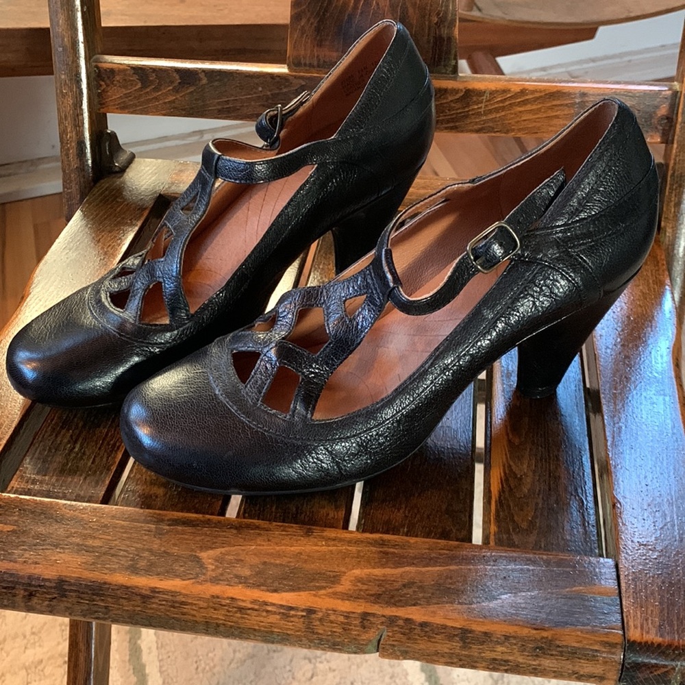 1940s Leather Reproduction Heels by Clarks Indigo US7.5